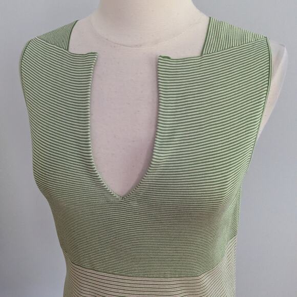 Women's Akris Green White Blouse Silk US 16 Vneck Sleeveless - Picture 4 of 6